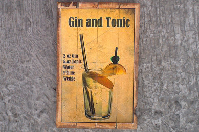 Træskilt med motiv - Gin og Tonic